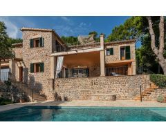 Chalet de lujo con piscina en Cala Deiá