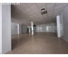 Local Comercial de 600 m2 con Posibilidad de cambio de uso a Vivienda o mixto en pleno centro
