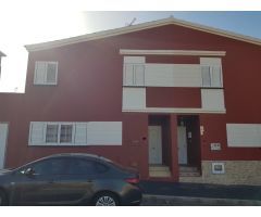 Chalet Adosado En Venta En San Isidro