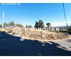 Parcela Urbana en Miraflores: Naturaleza y Comodidad