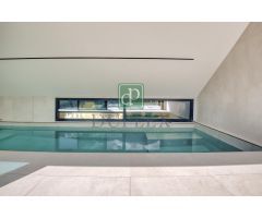 Atico triplex con piscina privada interior