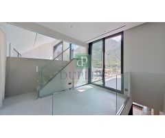 Atico triplex con piscina privada interior