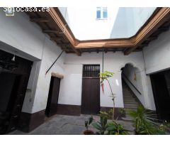 EDIFICO EN VENTA DEL SIGLO XIX EN EL PUERTO DE SANTA MARIA (CÁDIZ)