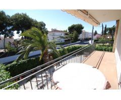 venta piso Sitges, zona vinyet con dos dormitorios y dos terrazas
