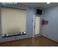 Local comercial en alquiler en Sitges en zona San Crispín, ideal para oficinas