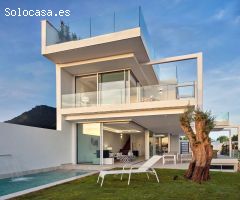 MAGNIFICAS VILLAS  DE OBRA NUEVA CON VISTAS AL MAR EN VALDEOLLETAS - MARBELLA