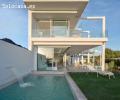 MAGNIFICAS VILLAS  DE OBRA NUEVA CON VISTAS AL MAR EN VALDEOLLETAS - MARBELLA