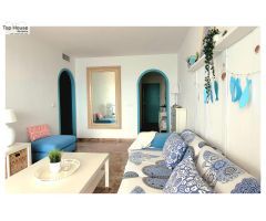 EXCEPCIONAL APARTAMENTO EN PRIMERA LINEA DE PLAYA - FUENGIROLA