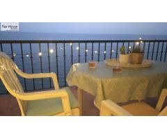 EXCEPCIONAL APARTAMENTO EN PRIMERA LINEA DE PLAYA - FUENGIROLA