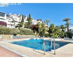 ESPECTACULAR ADOSADO EN UNA URBANIZACIÓN EXCLUSIVA EN LA ZONA DE NAGÜELES ALTO EN MARBELLA