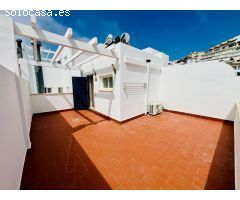 AMPLIO CHALET ADOSADO SIN MUEBLES CERCA DE LA PLAYA EN TORREBLANCA DEL SOL - FUENGIROLA