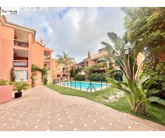 FANTÁSTICO PISO EN UNA URBANIZACIÓN PRIVADA CON PISCINA EN LA ZONA DE MARBESA