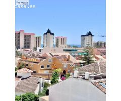 FANTÁSTICO ÁTICO DÚPLEX CON GARAJE EN LA ZONA DE LA PLAZA DE TOROS DE FUENGIROLA