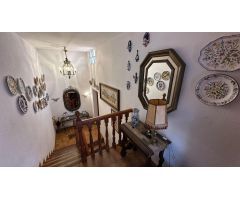 ESPECTACULAR VILLA EN TORREBELLVER.