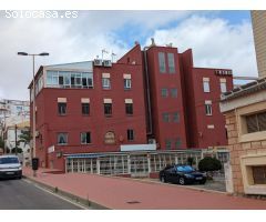 Amplio Local para Hostelería con dos salones en Cabo Cervera
