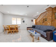 Espaciosa y Luminosa Vivienda en el Centro de Los Montesinos con Todas las Comodidades