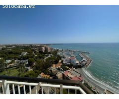 APARTAMENTO CON UNAS VISTAS AL MAR QUE TE HACEN SENTIR COMO SI VIVIERAS EN UN BARCO