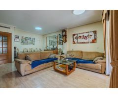 Apartamento de 4 dormitorios en el centro de Torrevieja, Calle San Luis