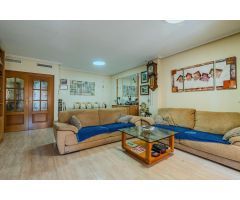 Apartamento de 4 dormitorios en el centro de Torrevieja, Calle San Luis