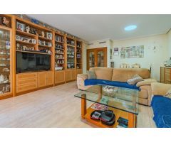 Apartamento de 4 dormitorios en el centro de Torrevieja, Calle San Luis