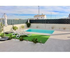 VILLAS DE OBRA NUEVA EN PINOSO