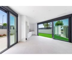 VILLA PAREADA DE NUEVA CONSTRUCCIÓN EN BENIJOFAR