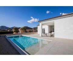 VILLAS DE OBRA NUEVA EN PINOSO