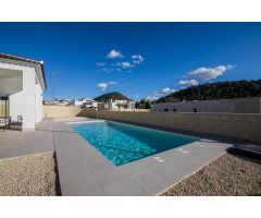 VILLAS DE OBRA NUEVA EN PINOSO