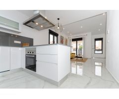 VILLAS DE OBRA NUEVA EN TORREVIEJA