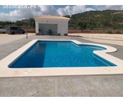 VILLAS DE OBRA NUEVA EN PINOSO