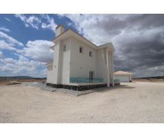 VILLAS DE OBRA NUEVA EN PINOSO