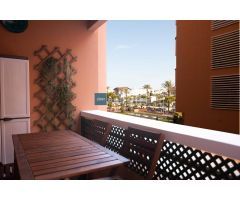 Vivienda equipada y totalmente reformada en primera línea de playa