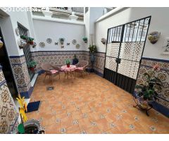 MARAVILLOSA CASA INDEPENDIENTE EN UNA UBICACIÓN PRIVILEGIADA (PLAZA DE LAS INFANTAS)