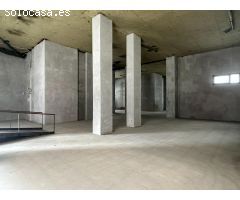 CAN LLONG - ¡¡¡AMPLIO LOCAL COMERCIAL EN CALLE COPENHAGUEN!!!