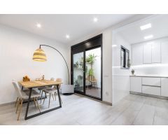 POBLE NOU - ¡¡¡CASA REHABILITADA EN 2021 CON AMPLIOS ESPACIOS!!!