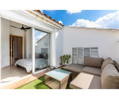 DÚPLEX DE 3 HABITACIONES CON PISCINA Y PARKING EN MEJOR ZONA DE RUBÍ, CAN ROSÉS.
