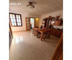 CAN ANGLADA - ¡¡¡PISO PARA ENTRAR A VIVIR EN FINCA DE TAN SÓLO 3 VECINOS!!!