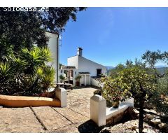 Casa unifamiliar aislada con casa de invitados en venta en Iznajar