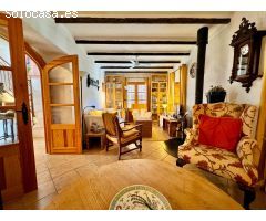 Casa unifamiliar aislada con casa de invitados en venta en Iznajar