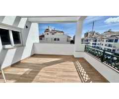 ESPECTACULAR PISO EN LAS LAGUNAS (MIJAS)