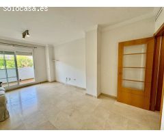 Piso en arenal golf con vistas al lago