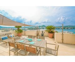Apartamento de lujo en Santa Ponça, Mallorca – Ubicación céntrica con vistas al mar