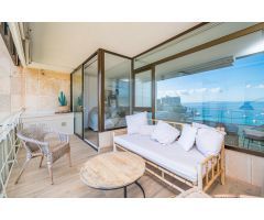 Apartamento de ensueño en primera línea de mar en Palmanova