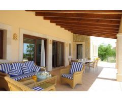 Encantadora finca rústica con licencia turística y vistas al mar cerca de Calonge