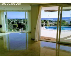 MAGNIFICA VILLA EN SANTA PONSA