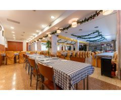 Restaurante con Capacidad para 200 Comensales en el Centro de Torredembarra – Ubicación y Comodidade