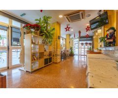 Restaurante con Capacidad para 200 Comensales en el Centro de Torredembarra – Ubicación y Comodidade