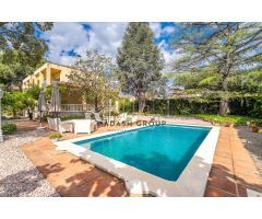 Espectacular casa unifamiliar en Urb. El Pinar (Reus) — lista para entrar a vivir