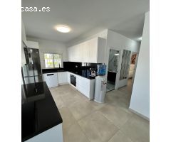 Casa independiente con piscina en Cartama