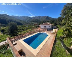 Finca Aguacates con Casa y Piscina